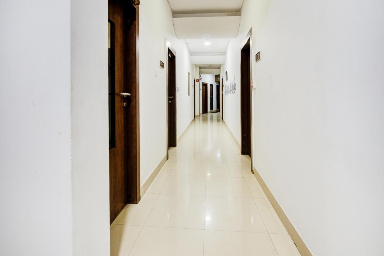 Capital O 77295 Hotel Bansidhar Bhuvan Mumbai Exterior foto